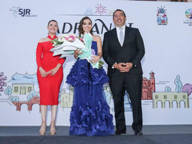 PRESENTA ROBERTO CABRERA A LA REINA ADRIANA I PRÓXIMA REPRESENTANTE DE LAS FIESTAS DE SAN JUAN.