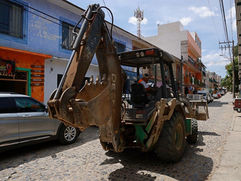 REHABILITAN REDES DE AGUA Y DRENAJE SANITARIO.