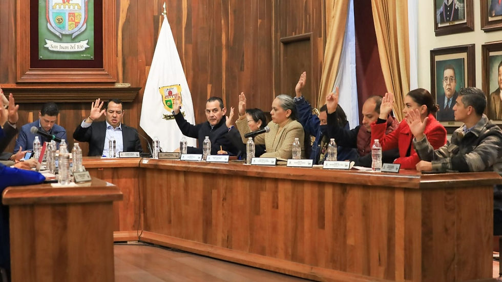 Avalaron el “Reglamento para el Uso de Vehículos Oficiales del H. Ayuntamiento de San Juan del Río”, dictamen que fue emitido por la Comisión de Gobernación.