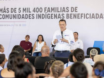 ENTREGA GOBERNADOR APOYOS SOCIALES A COMUNIDADES INDÍGENAS DE JALPAN DE SERRA.