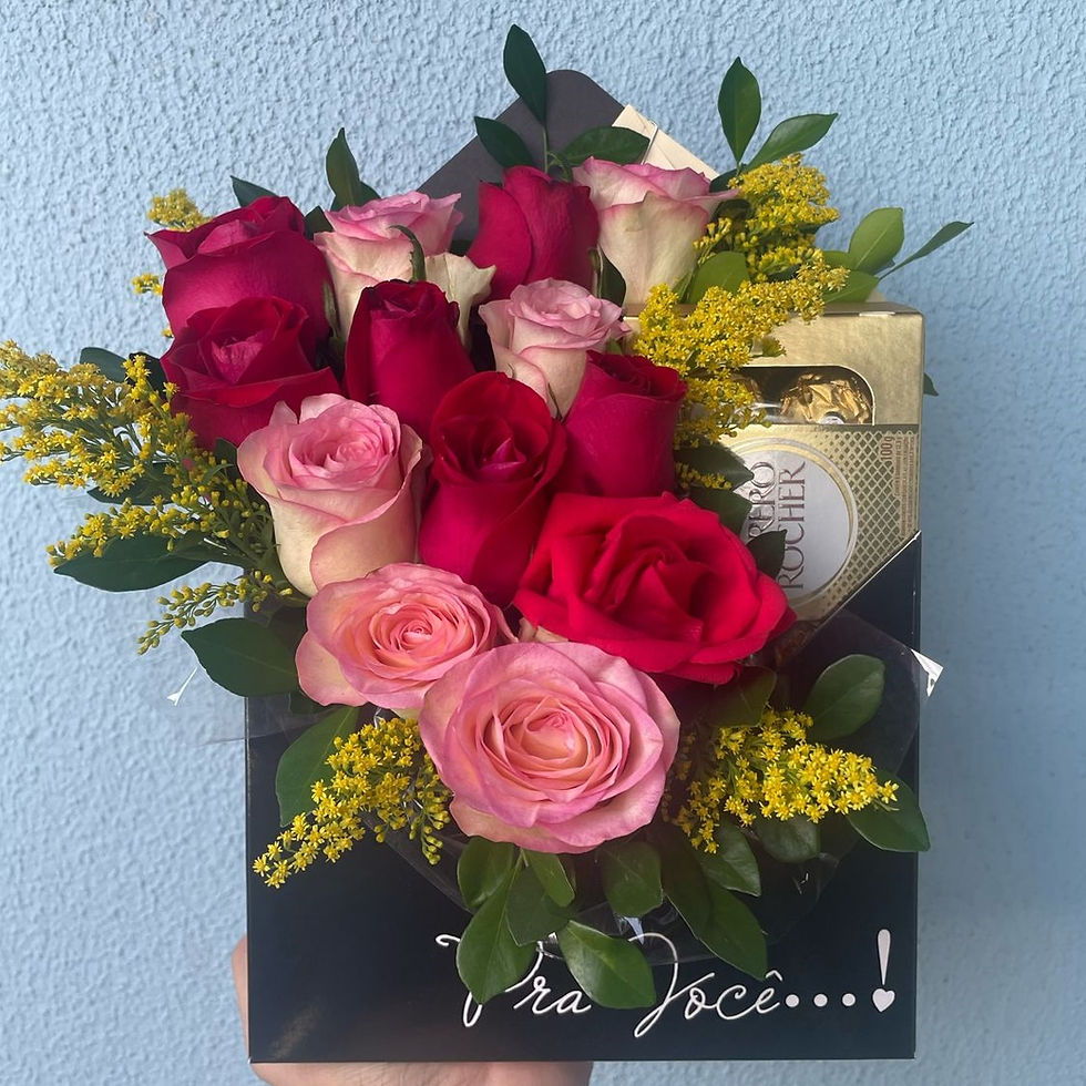 Miniatura: Caixa com Rosas e Ferrero Rocher (8 un.)