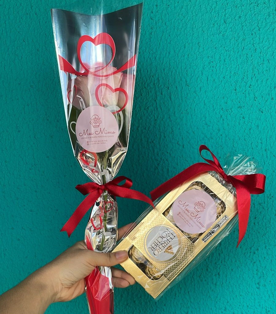 Miniatura: Rosa Individual Embalada + Ferrero Rocher (8 un.)
