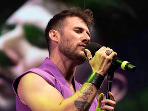 Intervista a Daniele Coletta che canta la nuova hit, Piove sulla Luna