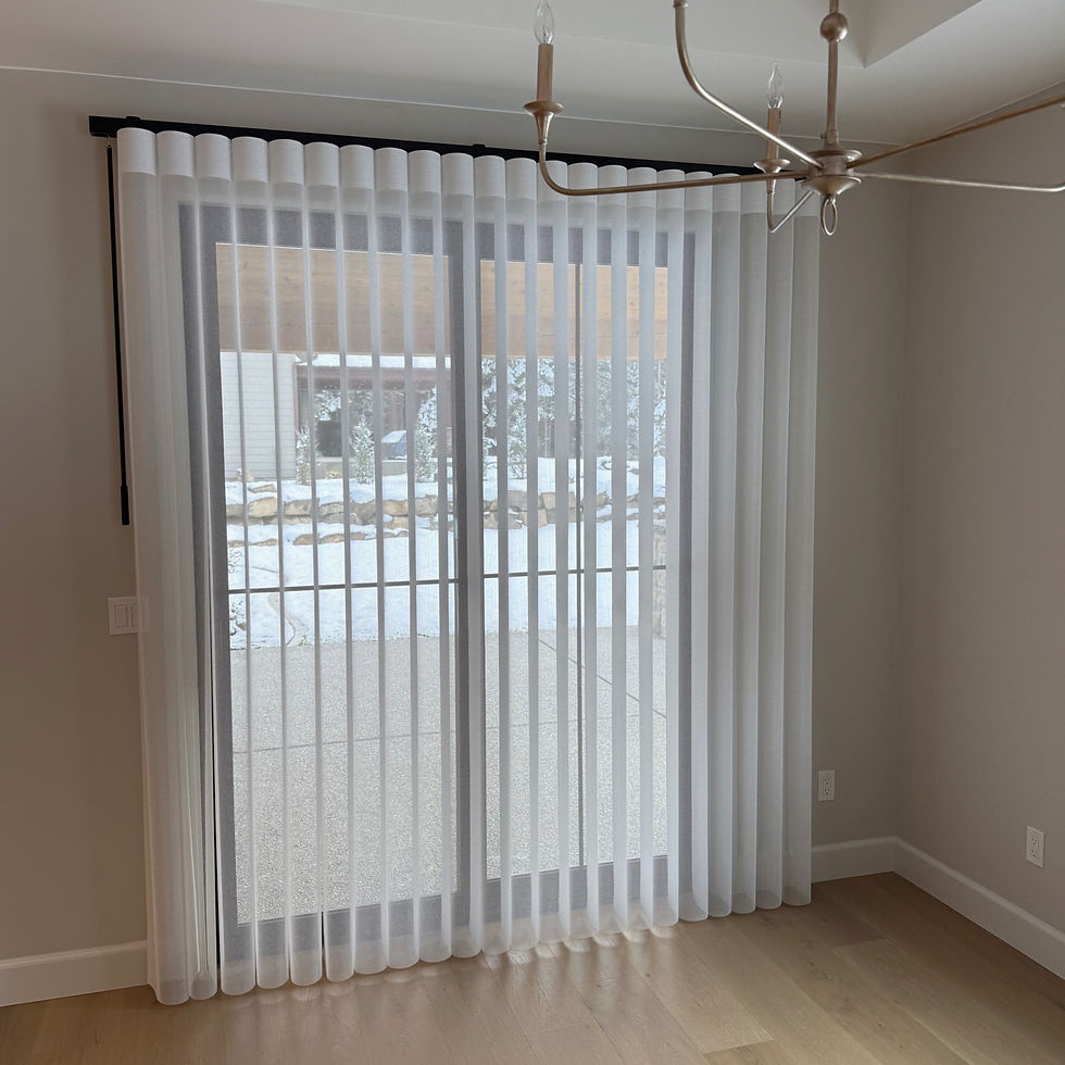 White Norman Smartdrape in Hayden, Idaho home
