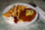 Schnitzel mit Pommes