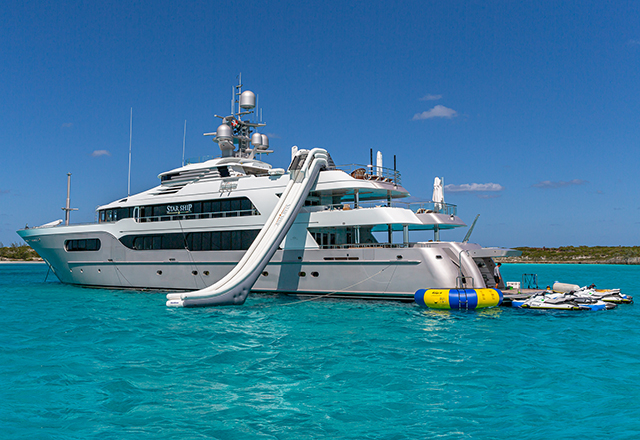 2001 / 2021 • Delta Marine • 12 Guests • 6 Cabins • 11 Crew