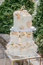 summer wedding cake