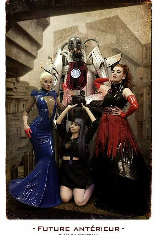 Docteur MOZZ robot RM3 RM3.0 show robotic spectacle giant magie magicien Disneyland Paris Monaco festival de cannes