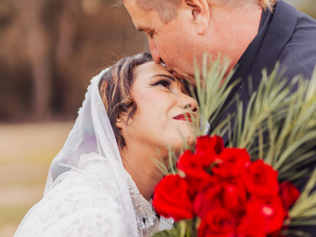 Sukesi & Neil – Pearls, Lace, and Red Roses