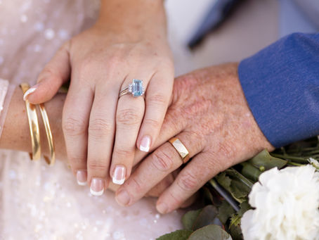 Love on the Deck: Nick & Lou’s Waterside Wedding