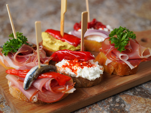 Les meilleures recettes de pintxos basques à faire chez soi