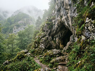 Origine de la culture basque : histoire et euskara