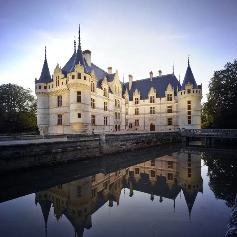 4c28afd41e14-Chateau-d-Azay-le-Rideau_14-C-T.-Jorion_CMN-764x764.webp.webp