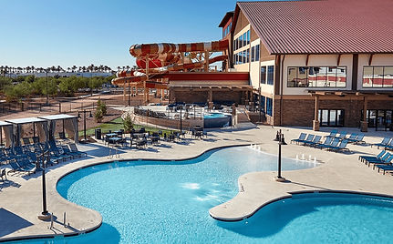 Outdoor pool at Great Wolf Lodge's hotel waterpark.jpg