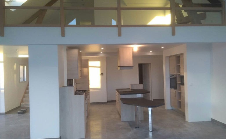 Pose d’une cuisine sur mesure moderne dans une maison à Évreux
Installation complète d’une cuisine équipée avec électroménager à Évreux 27
Montage d’un meuble de cuisine design avec rangements intégrés à Évreux
Pose d’un plan de travail en quartz dans une cuisine contemporaine à Évreux
Installation d’une cuisine ouverte avec îlot central dans l’Eure
Meuble de cuisine laqué blanc installé dans une cuisine moderne à Évreux
Aménagement d’une cuisine fonctionnelle avec rangements sur mesure à Évreux
Cuisine équipée avec façades bois et grande crédence décorative à Évreux
Cuisine design avec meubles suspendus et éclairage LED intégré à Évreux
Cuisine haut de gamme aménagée avec tiroirs et colonnes sur mesure 27
Décoration de cuisine moderne avec crédence en faïence à Évreux
Cuisine décorée avec éclairage LED et couleur taupe dans l’Eure
Ambiance chaleureuse dans une cuisine en bois clair à Évreux
Crédence décorative installée dans une cuisine contemporaine à Évreux
Décoration murale tendance dans une cuisine aménagée à Évreux 27
Cuisine équipée avec four encastré et plaque à induction à Évreux