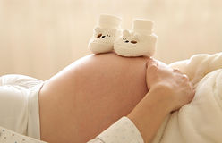 pregnant-6189040.jpg
