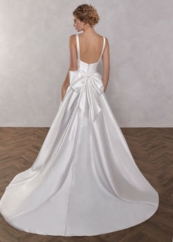 romantica-McKenzie-1821