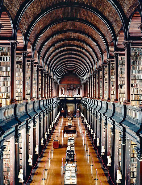 Trinity_College_Library_Dublin_I_2004._C
