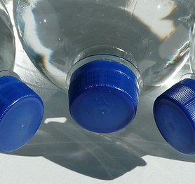 bottles-60474_1280.jpg
