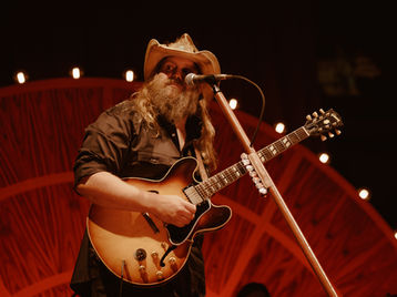 RECAP: CHRIS STAPLETON BRINGS 'ALL AMERICAN ROAD SHOW TOUR' TO VANCOUVER