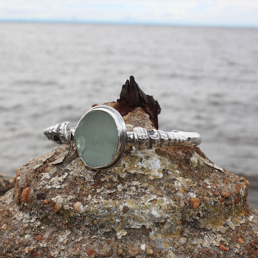 Thumbnail: The Looking Glass Bracelet
