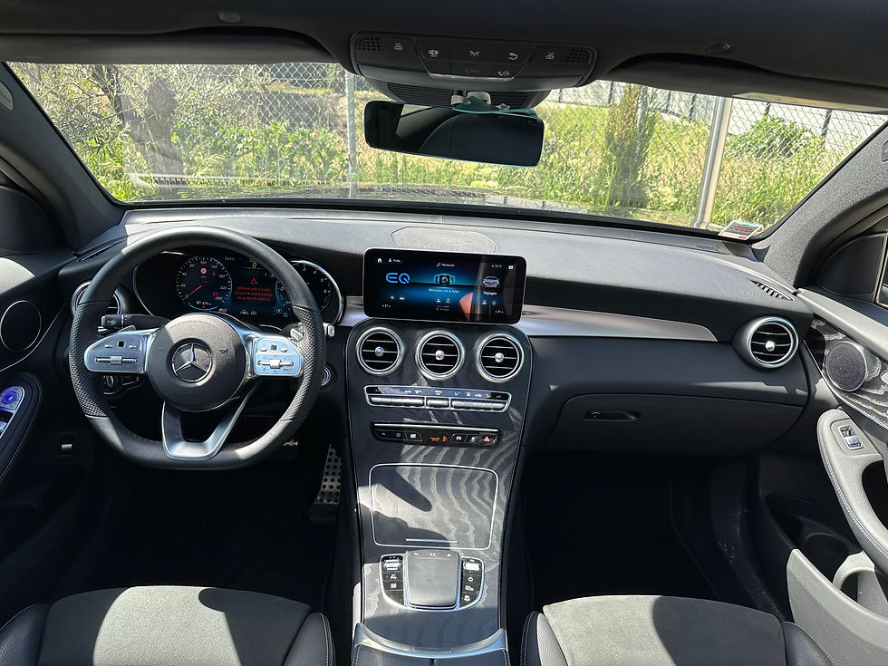 Miniature : Mercedes Classe GLC coupe 300de AMG LINE 4Matic