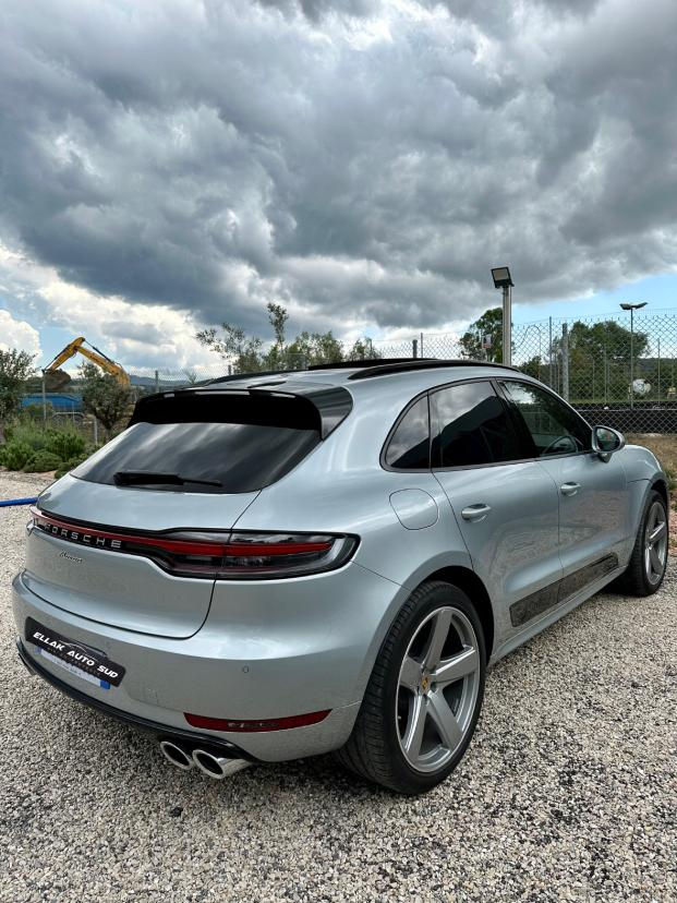Miniature : Porsche Macan 2 0 l 245 ch PDK