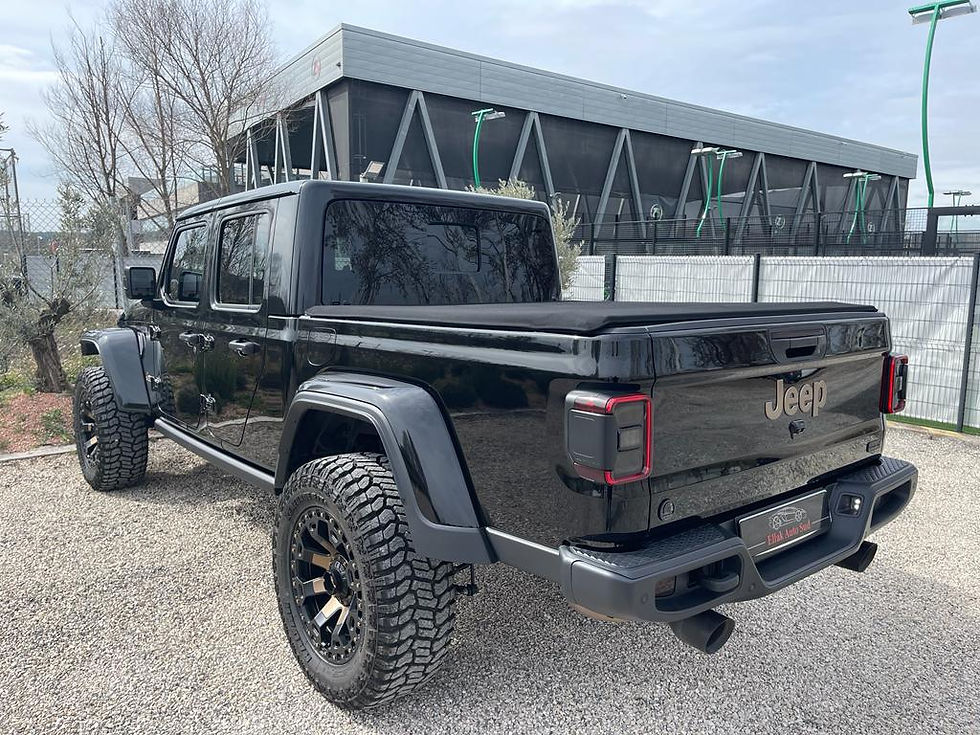 Miniature : JEEP GLADIATOR  OVERLAND ÉDITION BRUT CUSTOM
