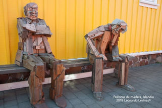 Políticos de madera