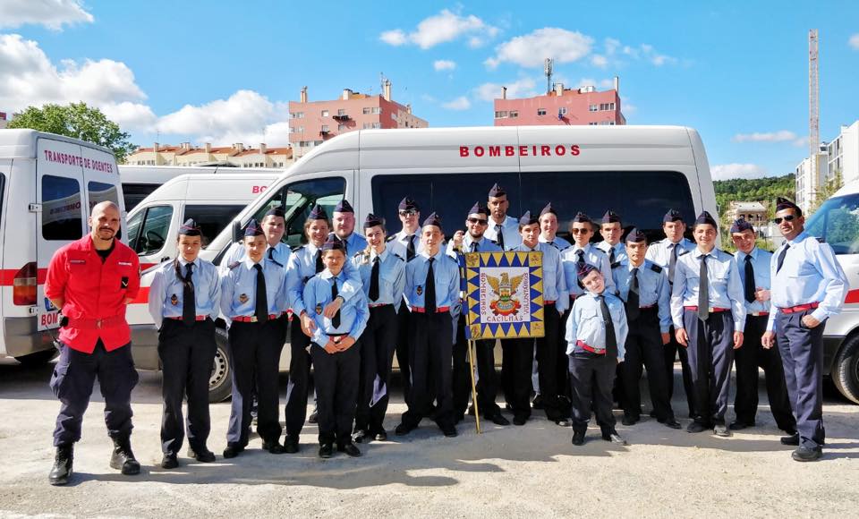 32313949_1736526599773373_12698877319582