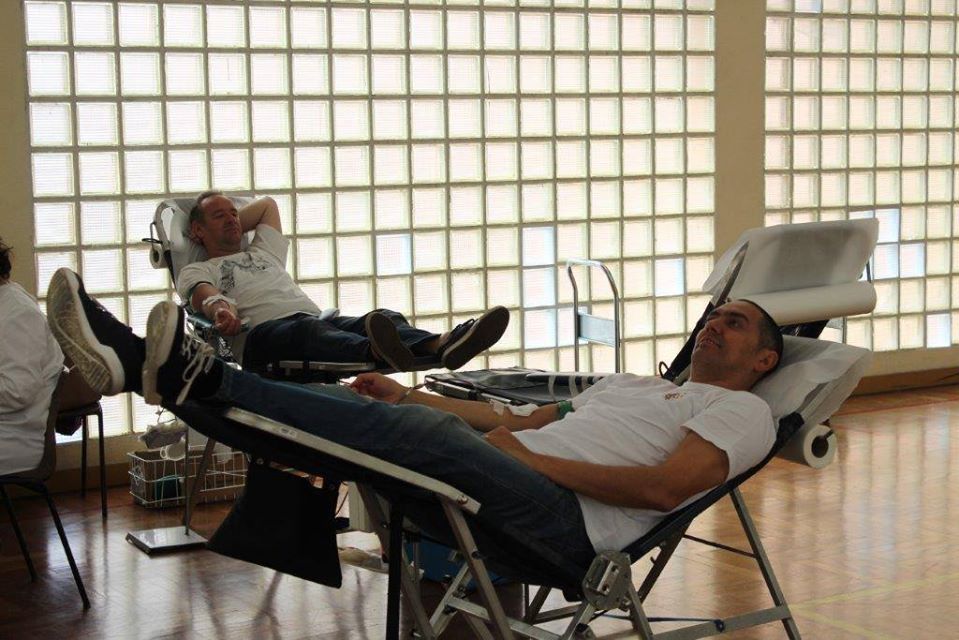 13243904_1061097707316269_63714929107054