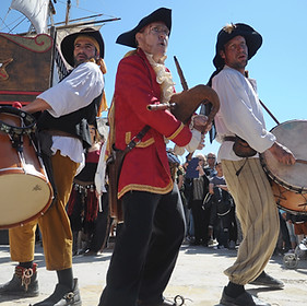 Pirates, animation rue, spectacle