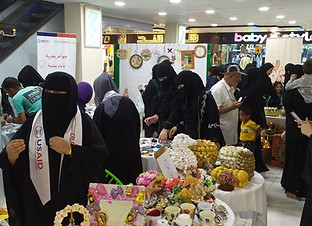 المراة والتعايش السلمي.jpeg