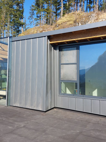 Squamish metal roof, siding and flashing by JVI Architectural Sheet Metal