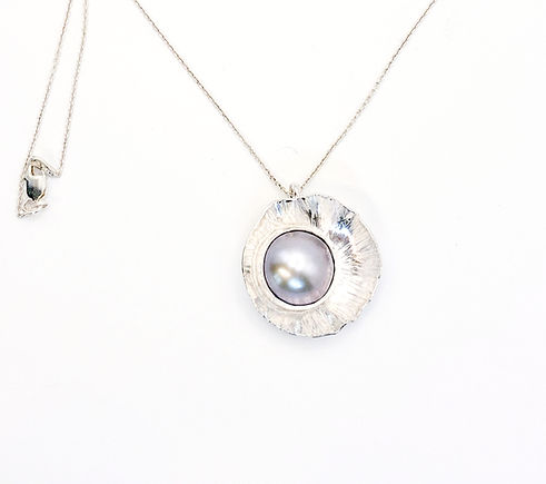 Mabe pearl necklace_edited.jpg