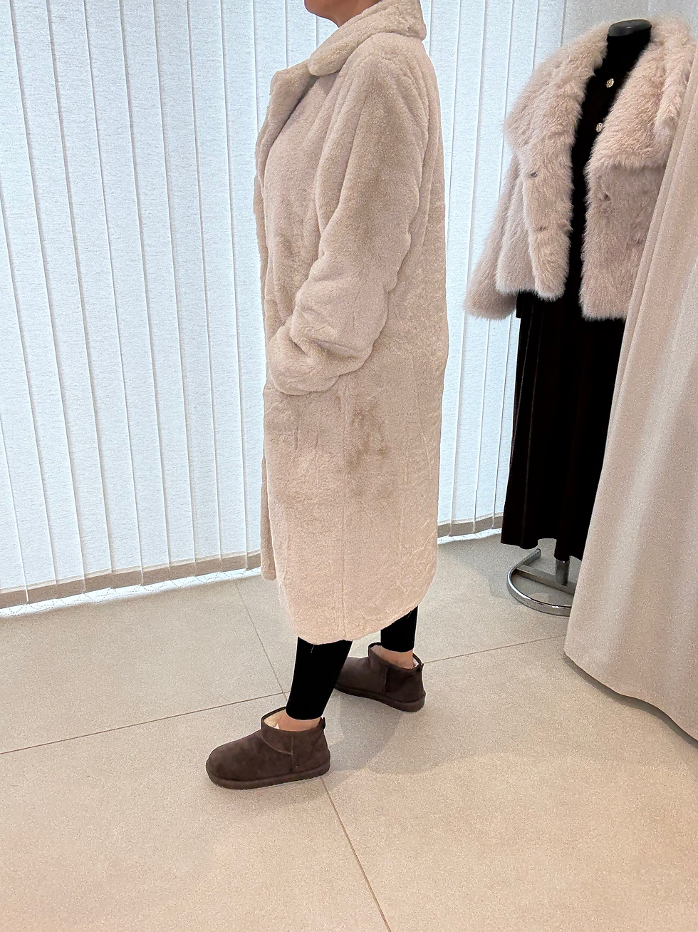 Miniature : Manteau fourrure