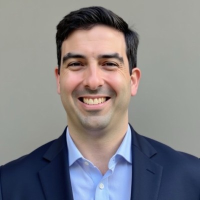 Alex Reed Profile Image.jpg
