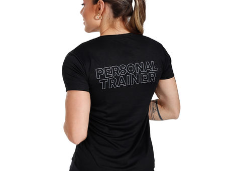 camiseta personal trainer feminina preta