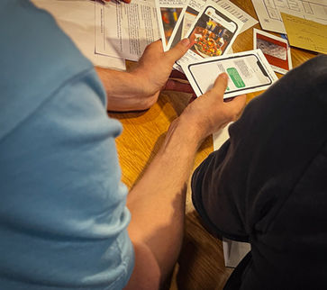 Zkoumání důkazů v teambuildingové hře - Detektivní případ.