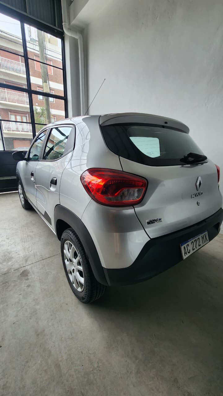 Miniatura: Renault Kwid 2018 1.0 life