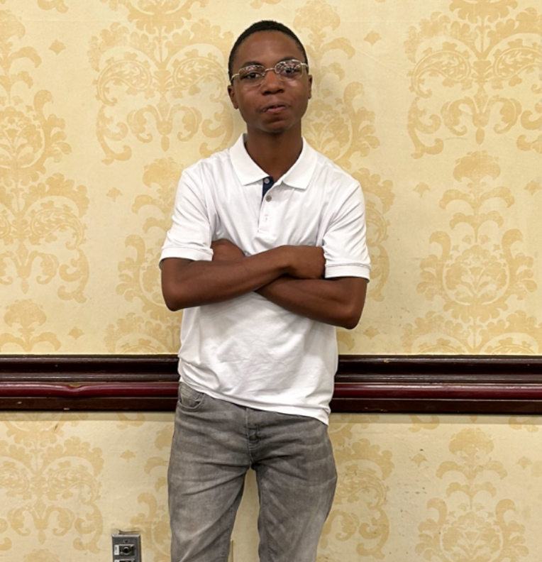 D_Amari Brown.png