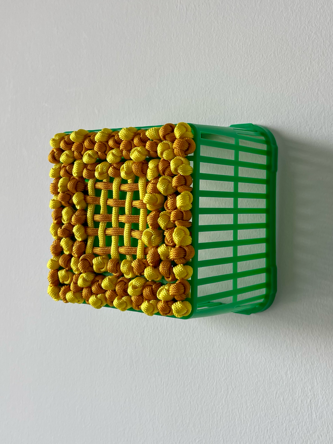 Berry Basket - French Knot - Yellow Gold