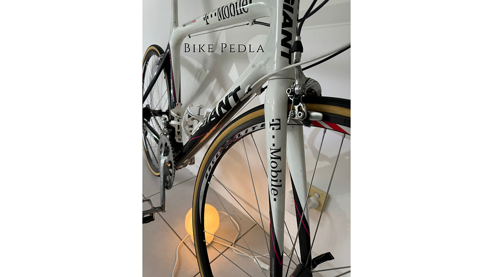 Thumbnail: Giant TCR Advanced Limited Edition T-Mobile