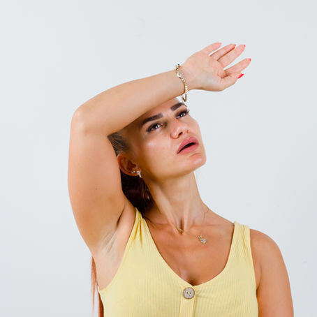 Marre des Irritations et des Mauvaises Odeurs Sous les Bras ? Voici notre Solution Naturelle