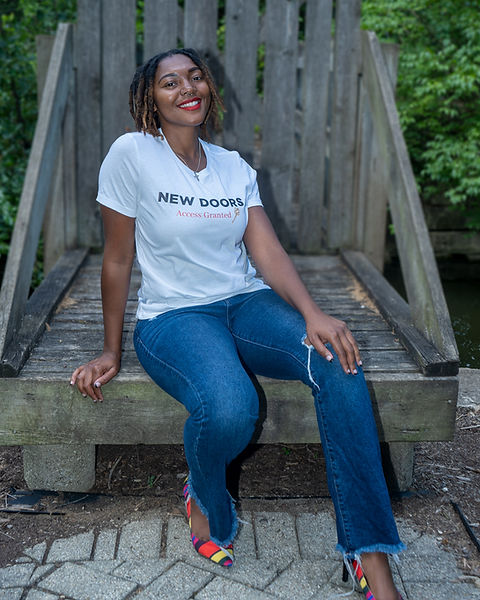 Model is wearing a medium New Doors #AccessGranted Shirt.  This shirt describe the life of someone who believes GOD and prays