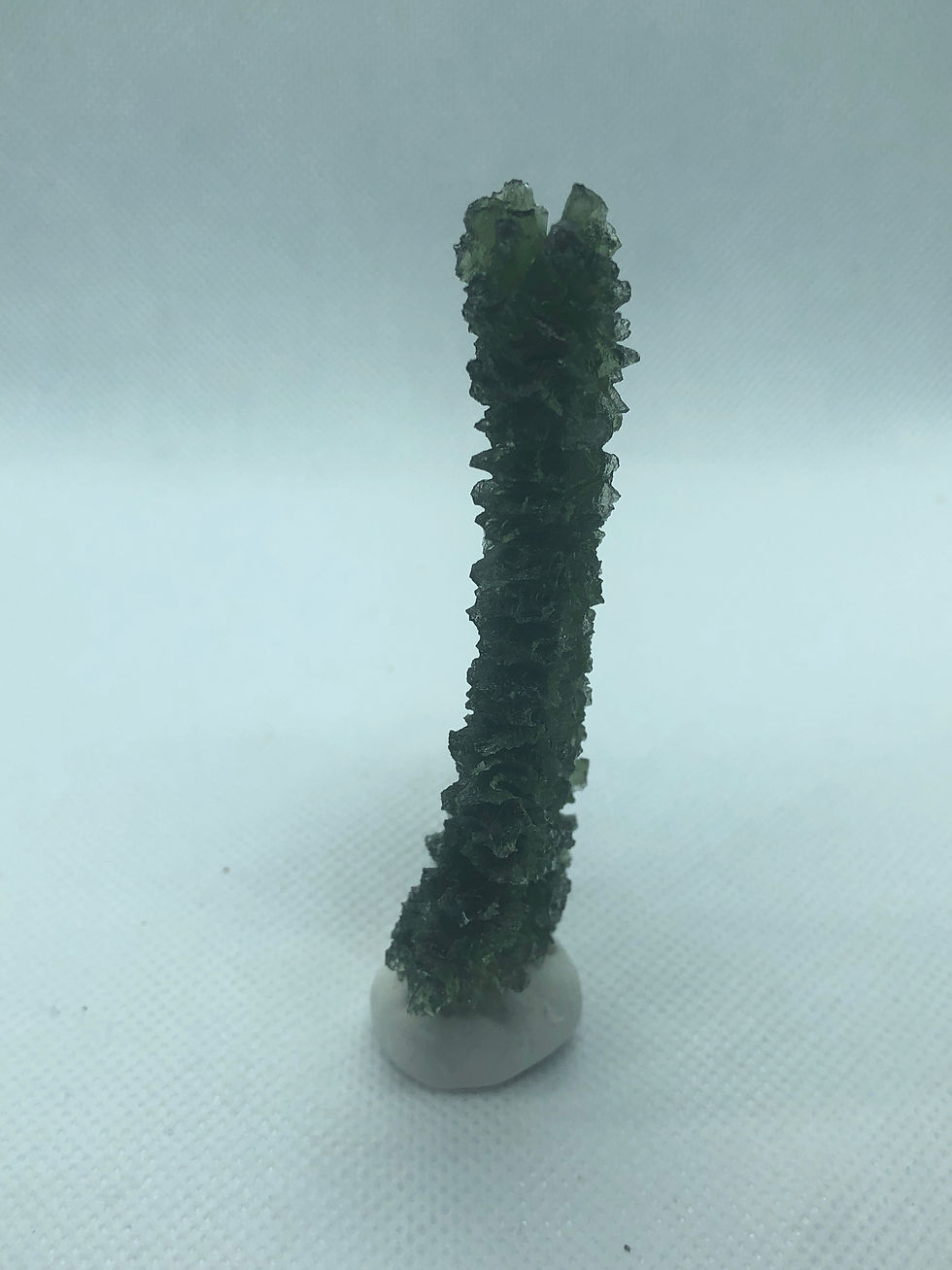 थंबनेल: Moldavite rare Czech green crystal
