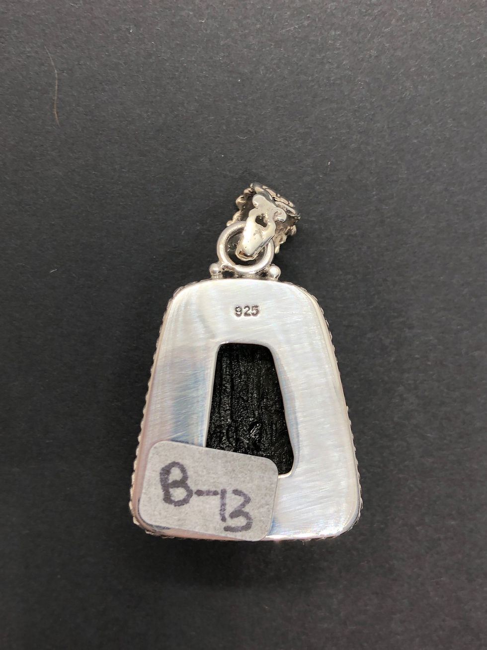 थंबनेल: B-13