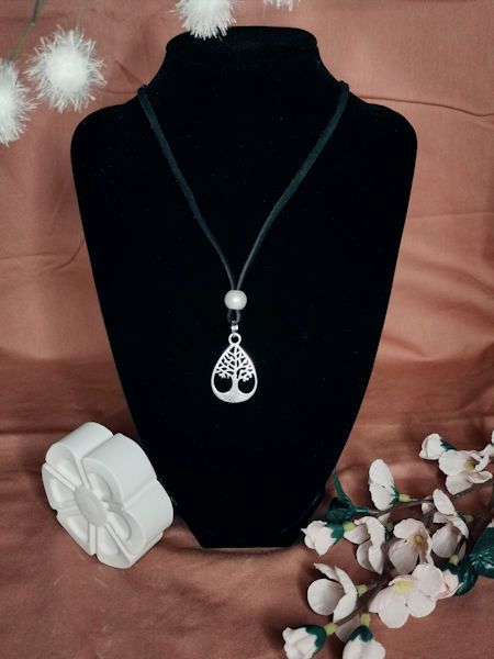 Lederkette Baum des Lebens