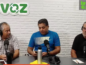 Fuerte cruce entre conductores de Radio La Voz y renuncia al aire.