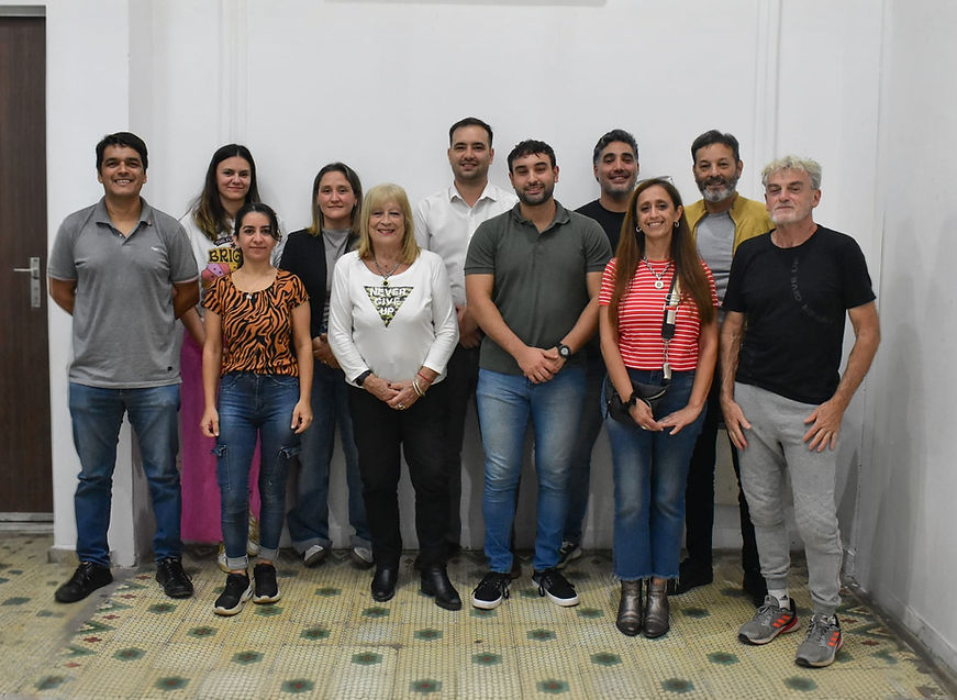 WhatsApp Image 2025-04-25 at 12.04_edited.jpg